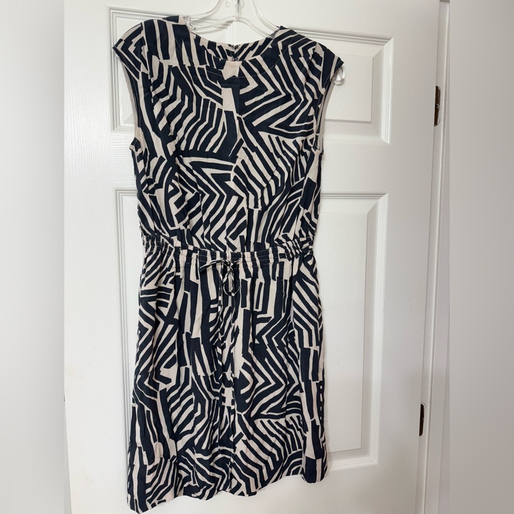 LOFT Blue and Cream print Apparel dress